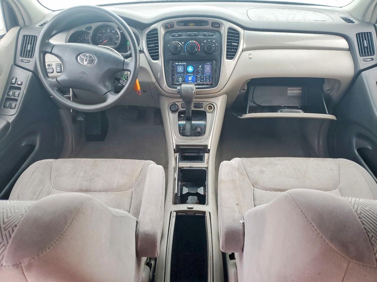 2003 TOYOTA HIGHLANDER