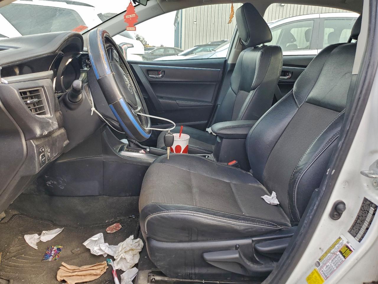 2016 TOYOTA COROLLA