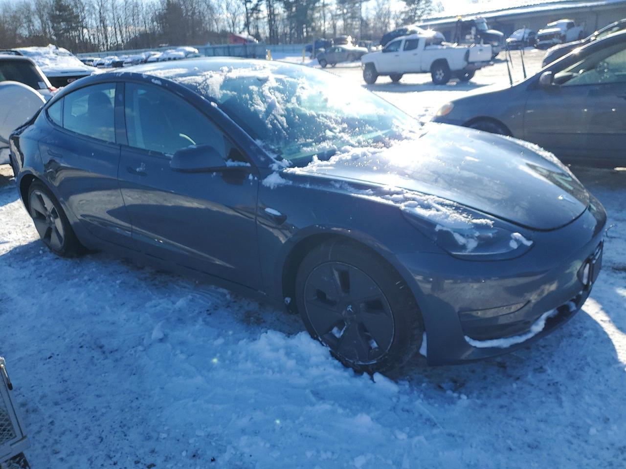 2021 TESLA MODEL 3