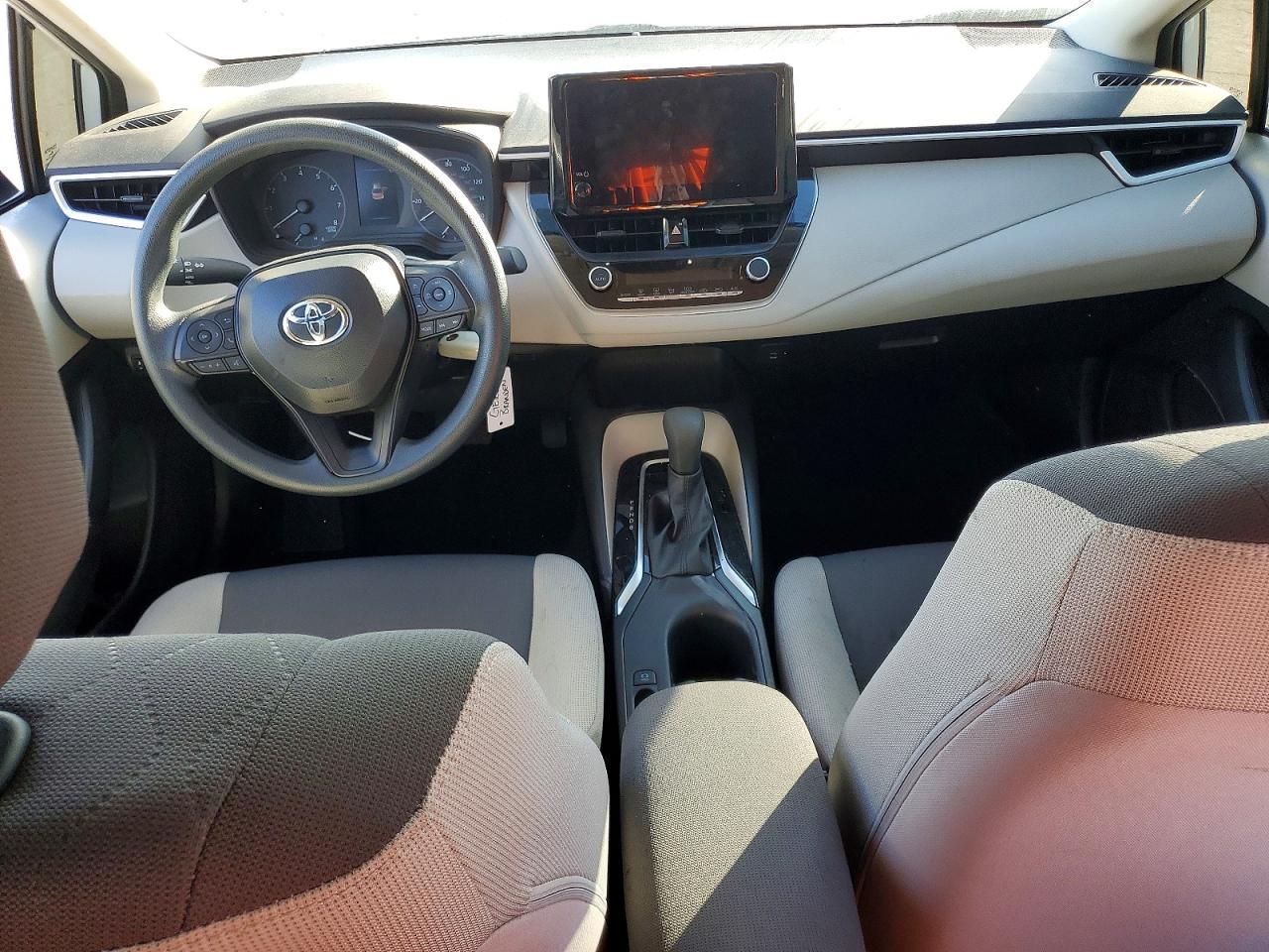 2025 TOYOTA COROLLA