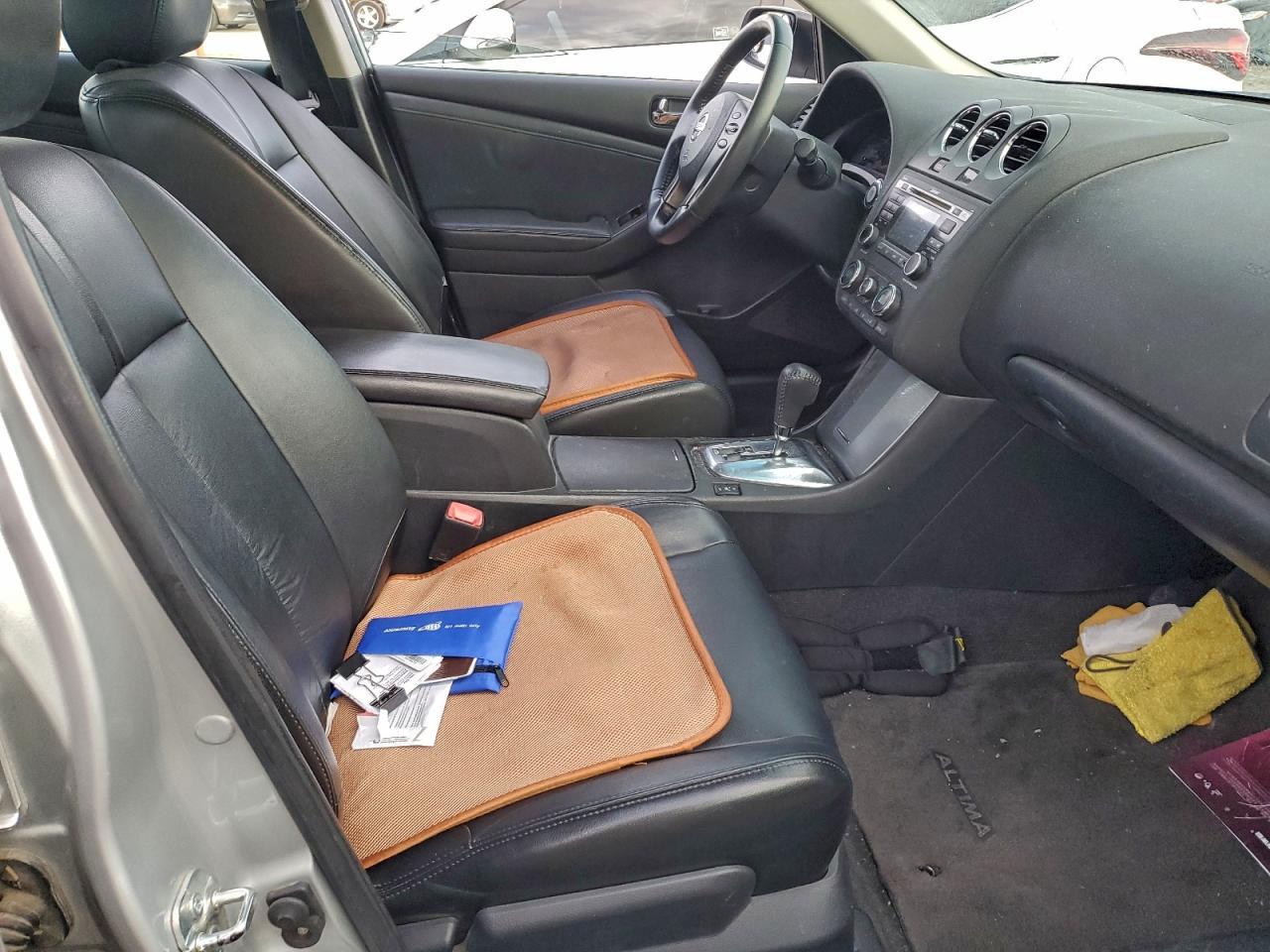 2011 NISSAN ALTIMA