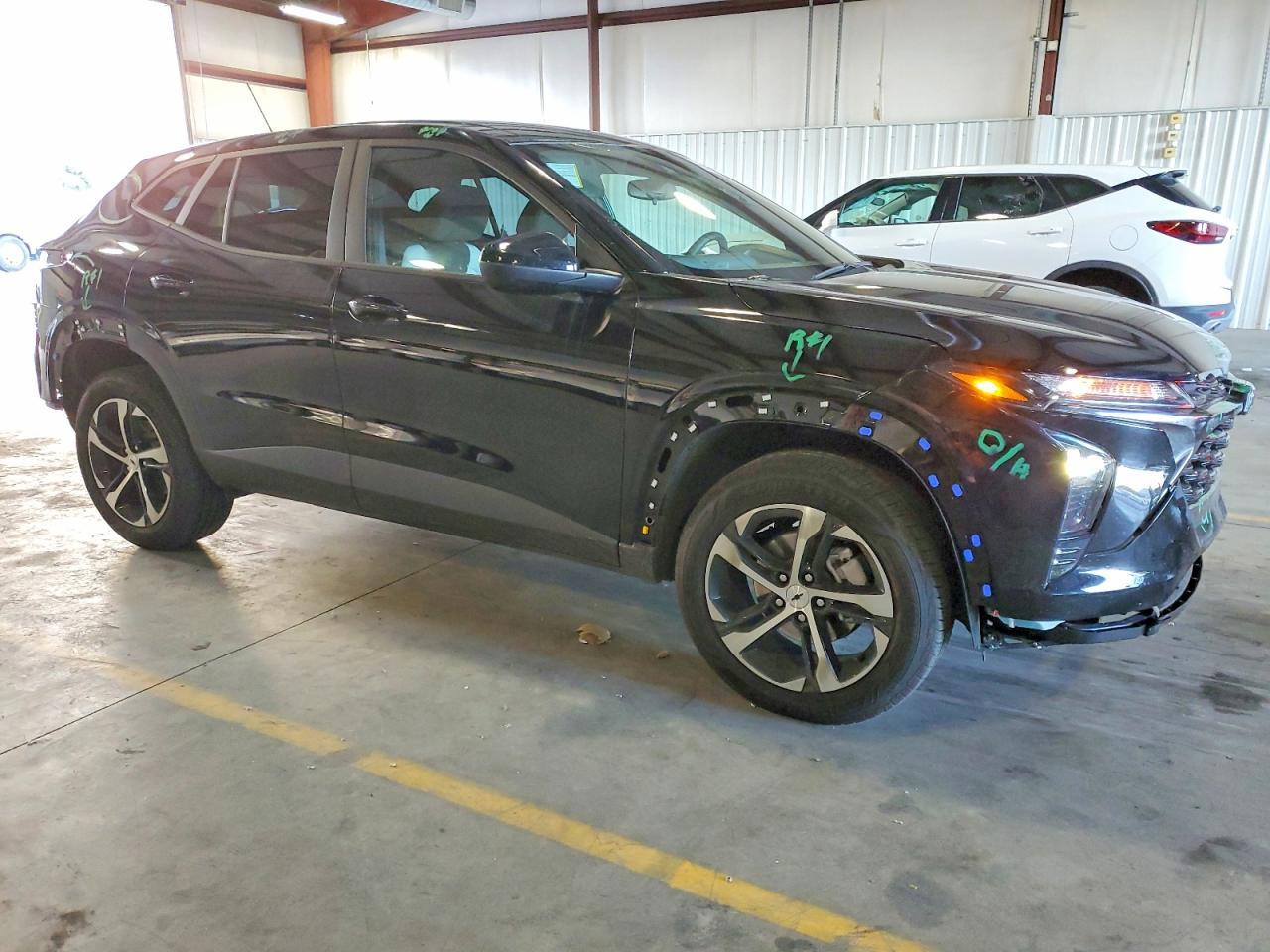 2025 CHEVROLET TRAX