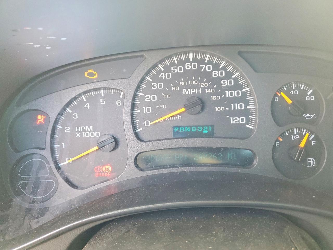 2004 CHEVROLET Silverado
