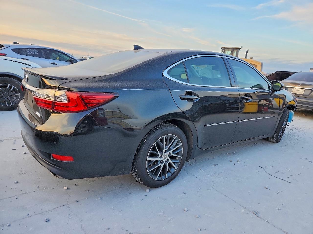 2017 LEXUS ES 350