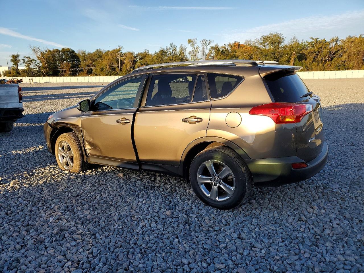 2015 TOYOTA RAV4