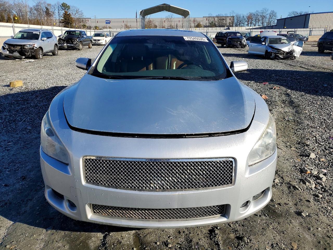 2010 NISSAN Maxima