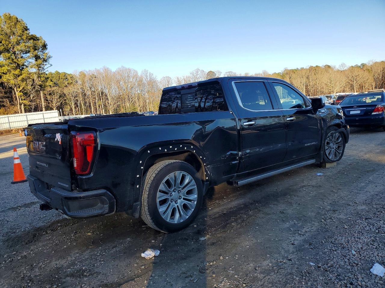 2021 GMC Sierra
