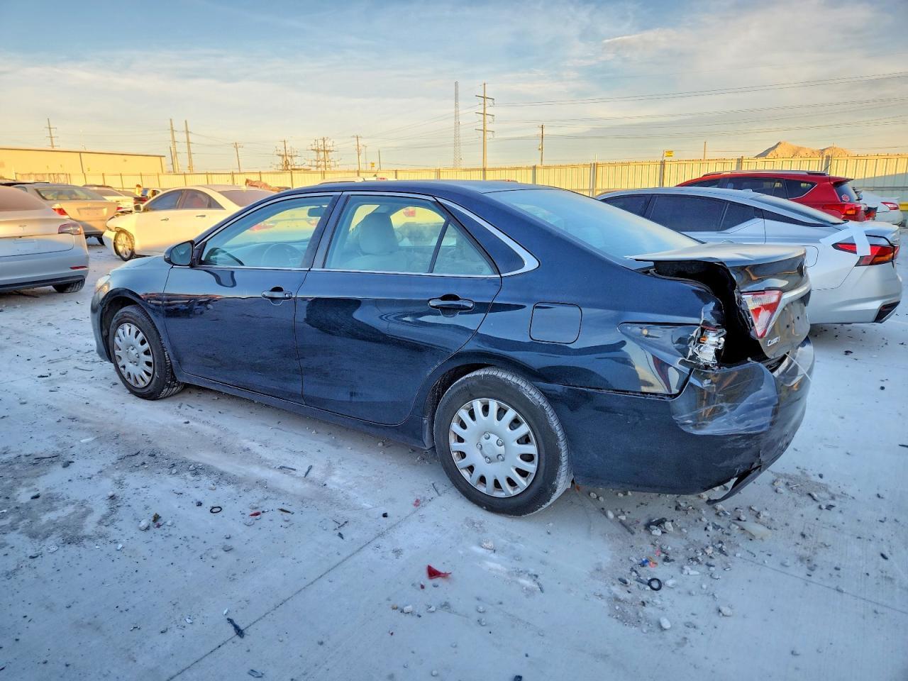 2015 TOYOTA CAMRY