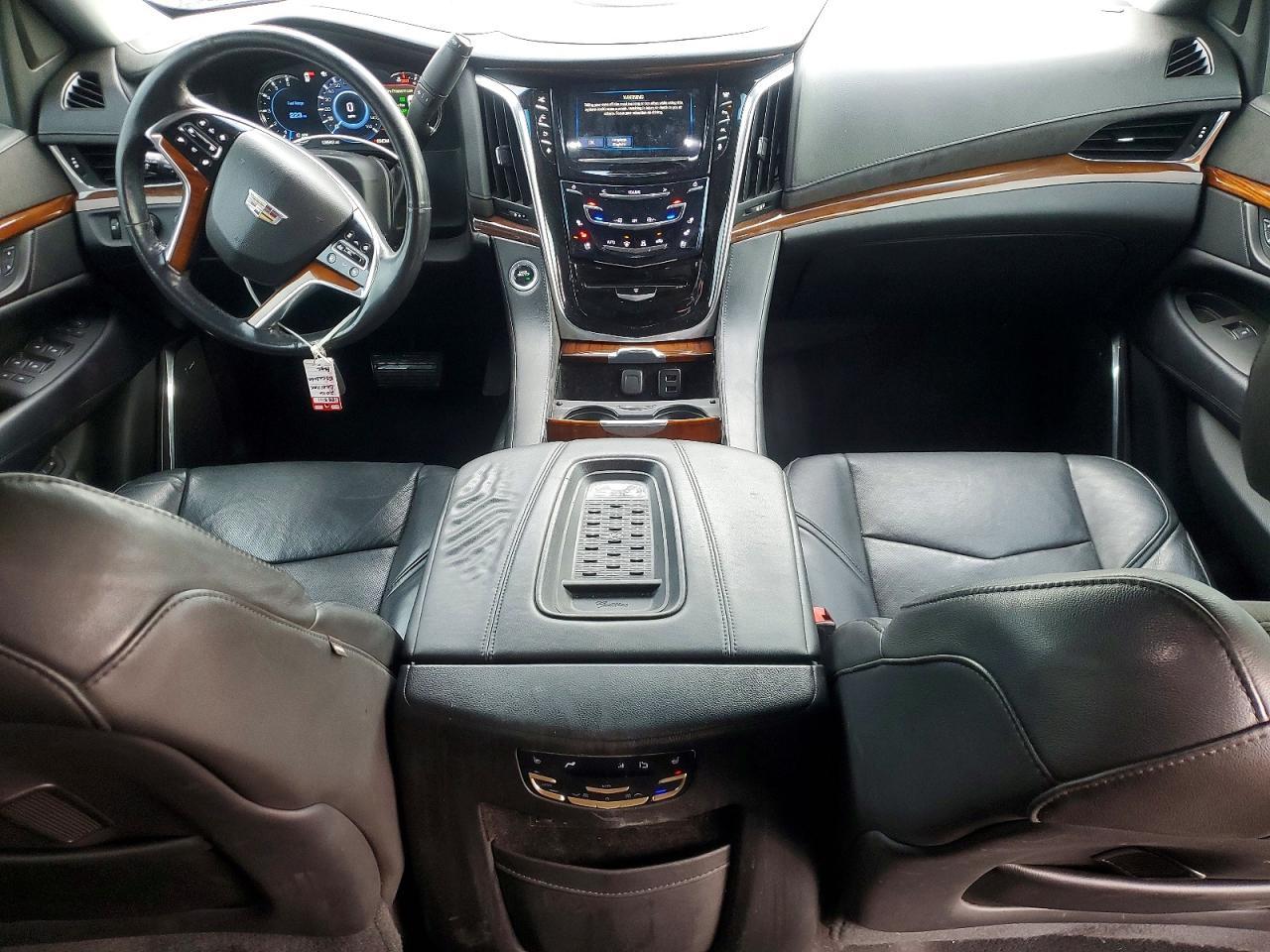 2016 CADILLAC ESCALADE