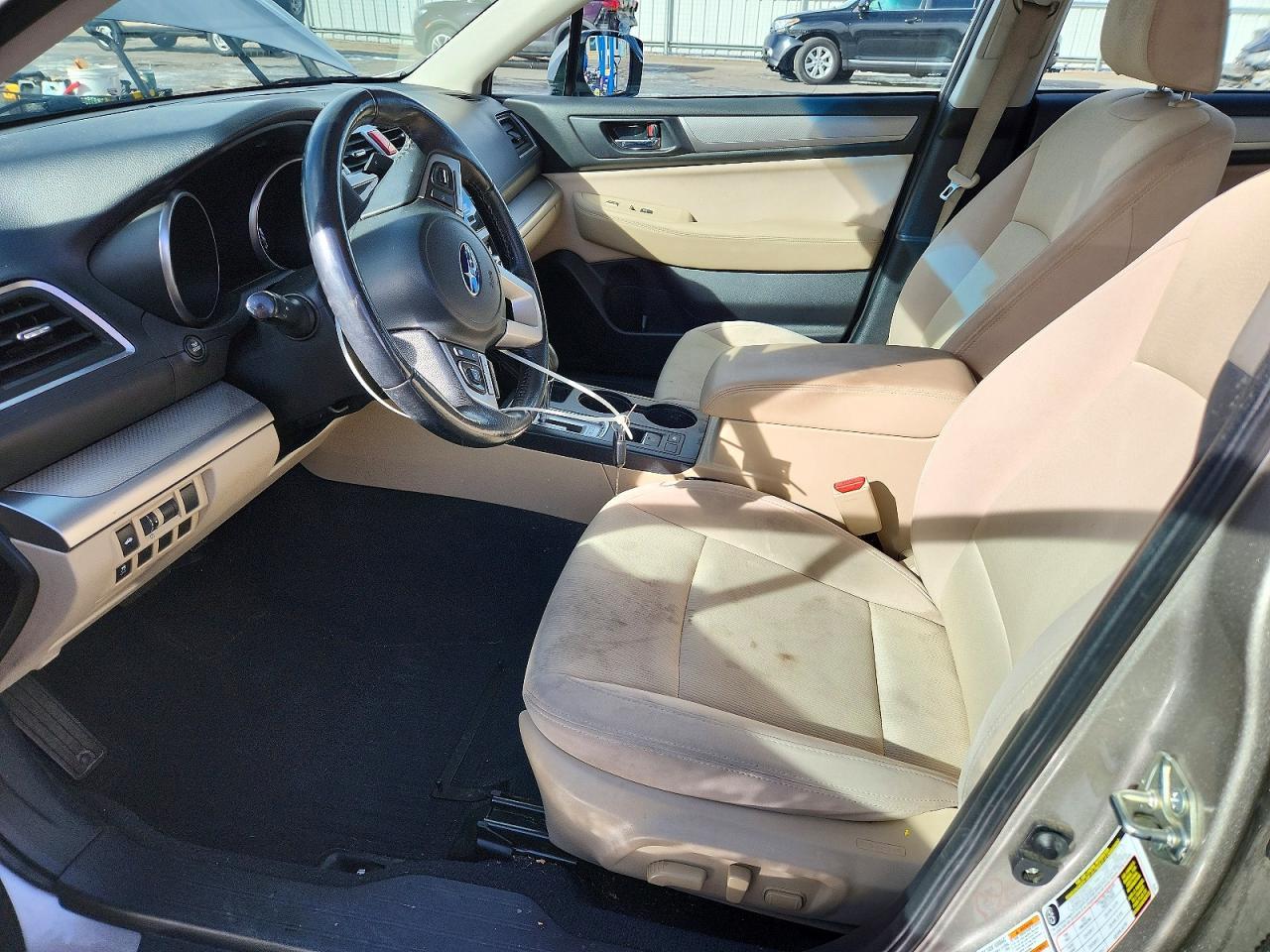 2017 SUBARU Legacy