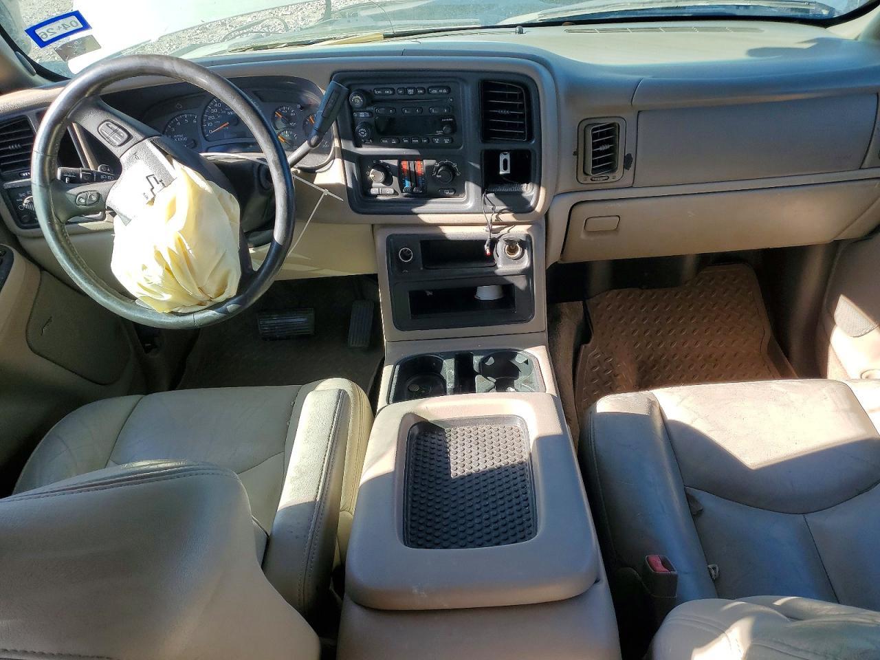 2003 CHEVROLET Suburban