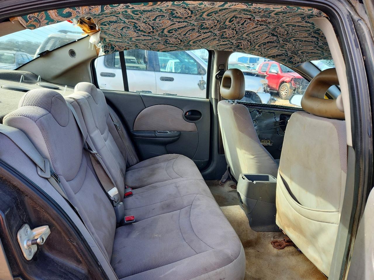 2004 SATURN Ion