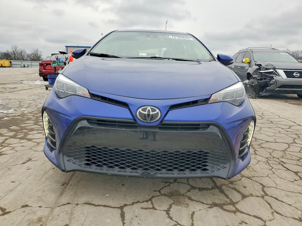 2017 TOYOTA COROLLA