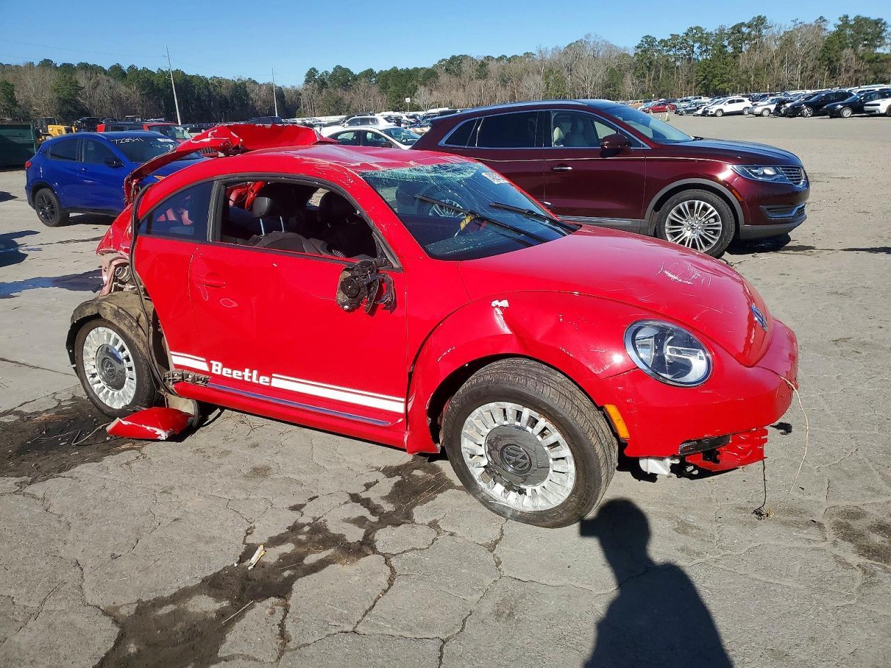 2014 VOLKSWAGEN Beetle