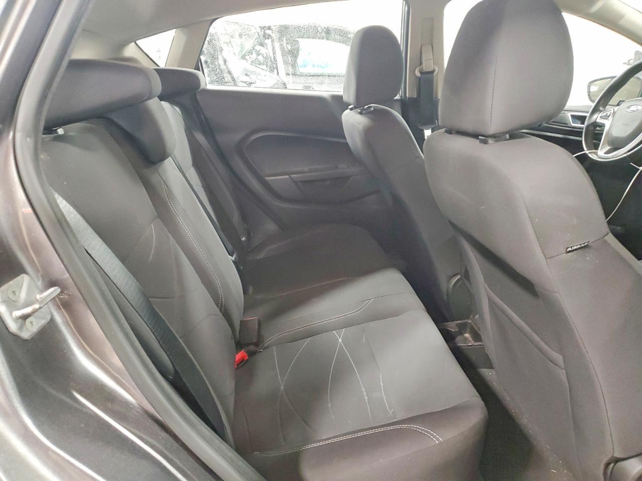 2014 FORD Fiesta