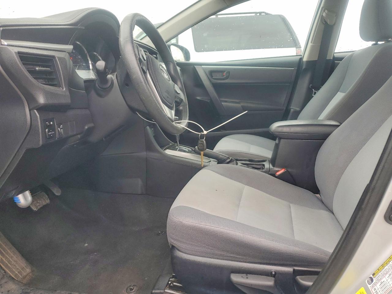 2015 TOYOTA COROLLA