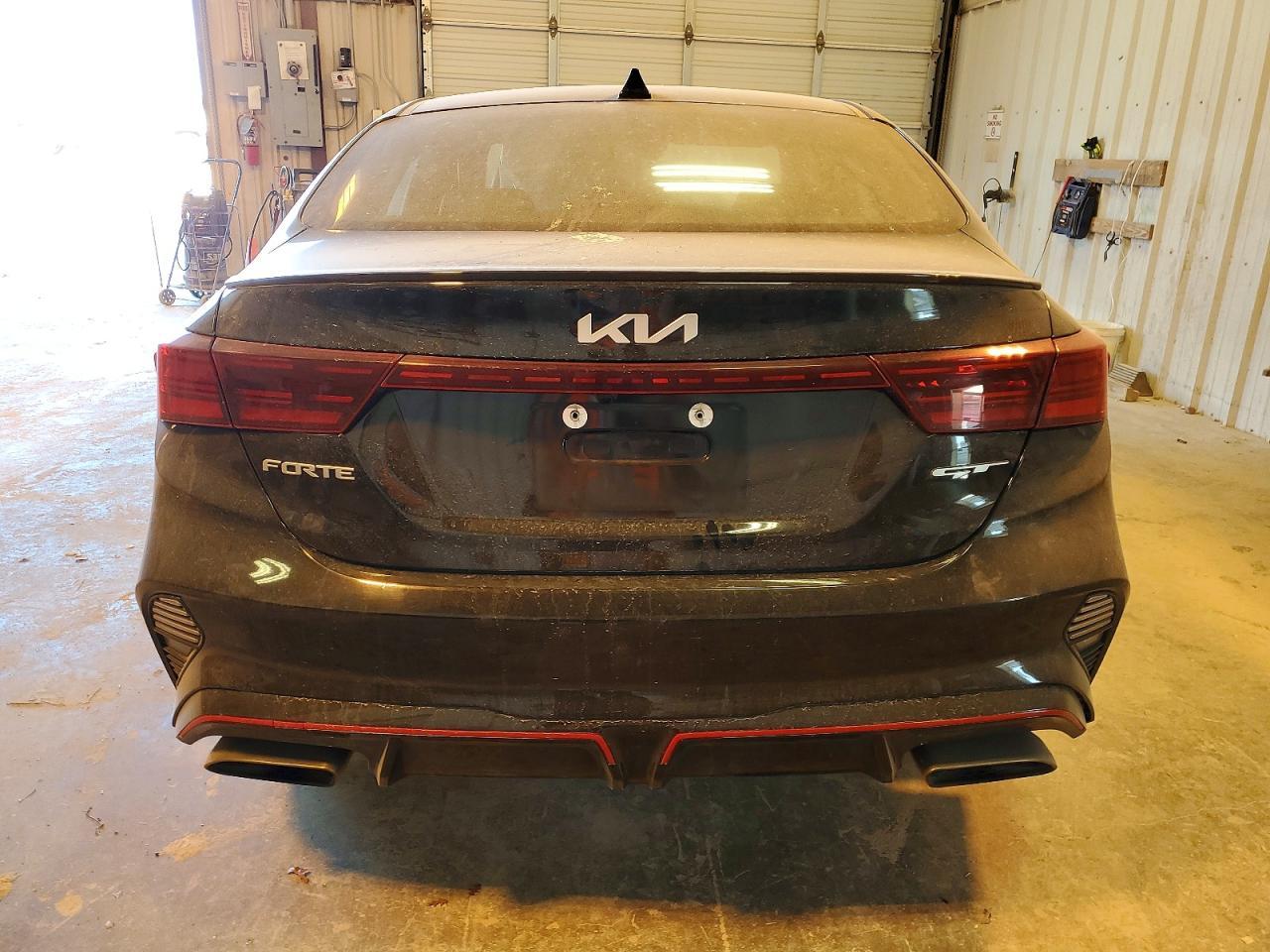 2023 KIA FORTE