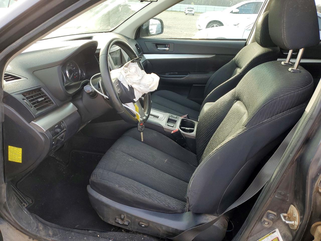 2010 SUBARU Outback