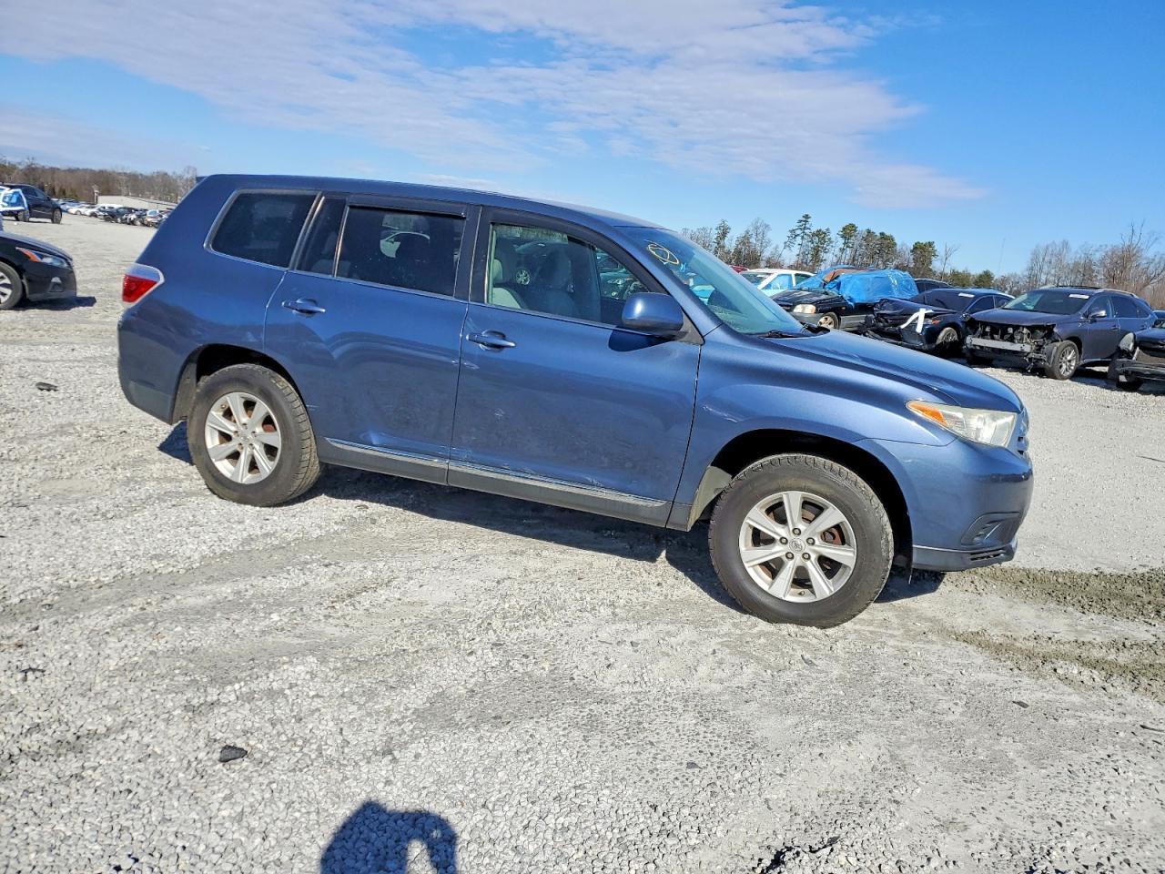 2013 TOYOTA HIGHLANDER