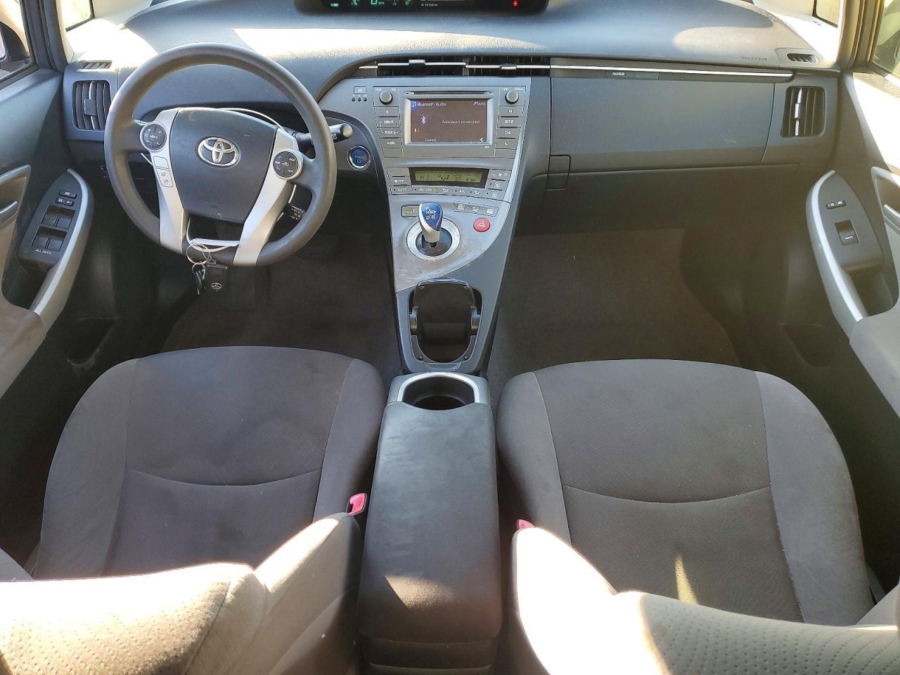 2013 TOYOTA PRIUS