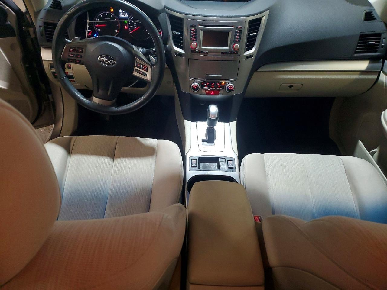 2014 SUBARU Legacy
