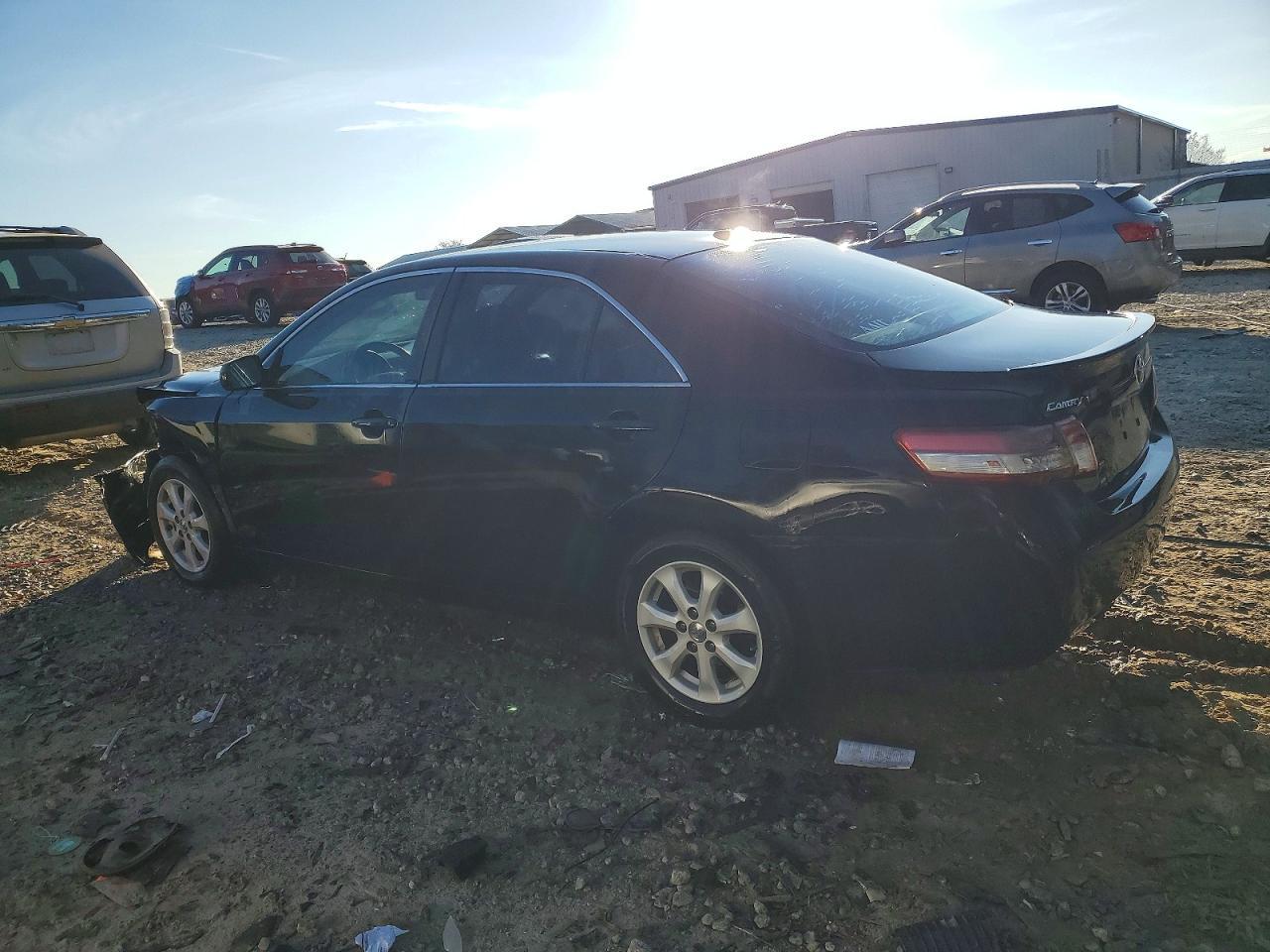 2010 TOYOTA CAMRY