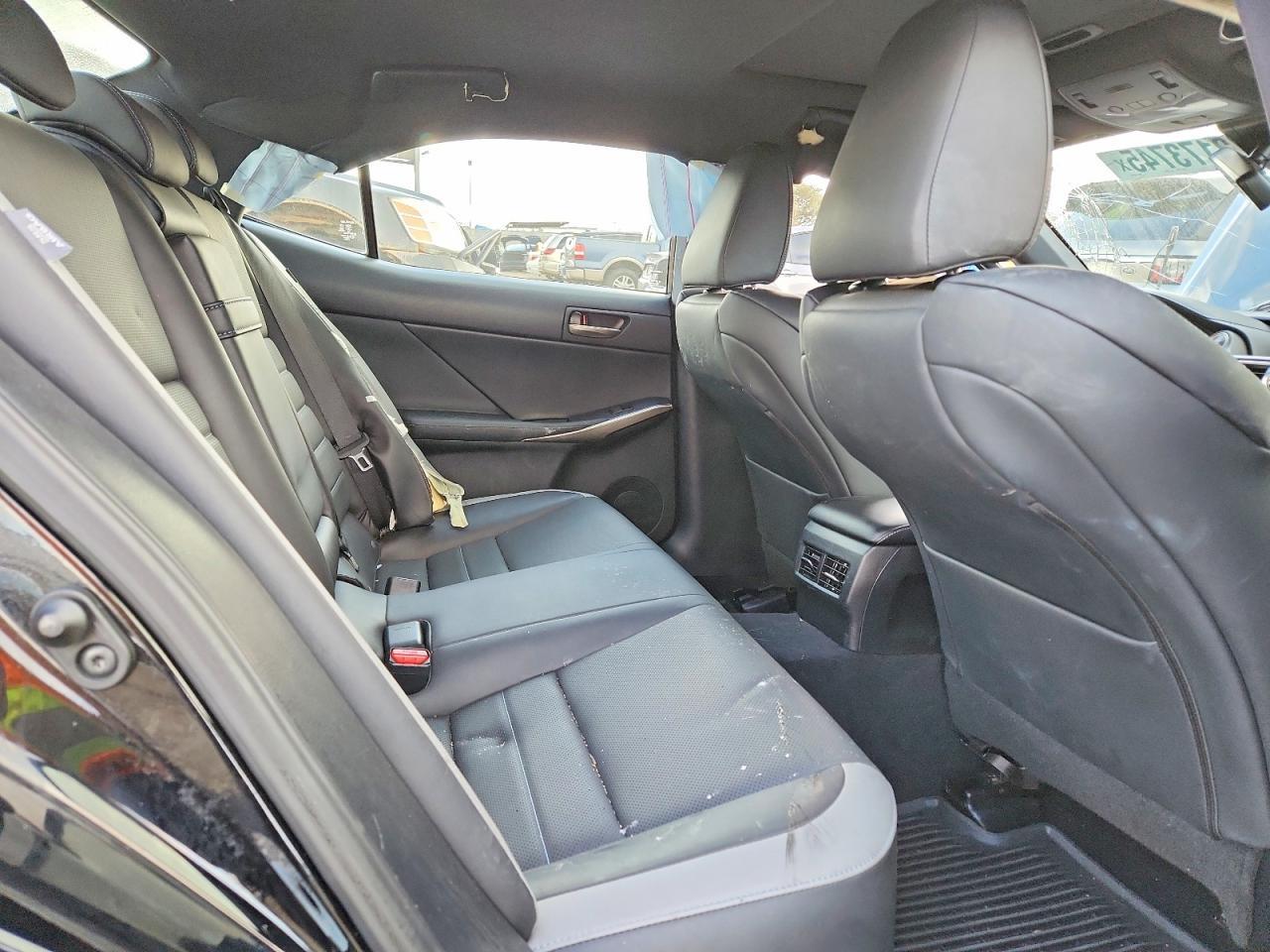 2020 LEXUS IS 300