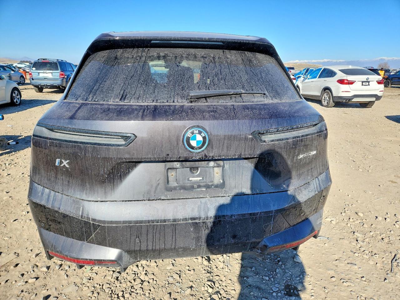 2023 BMW iX
