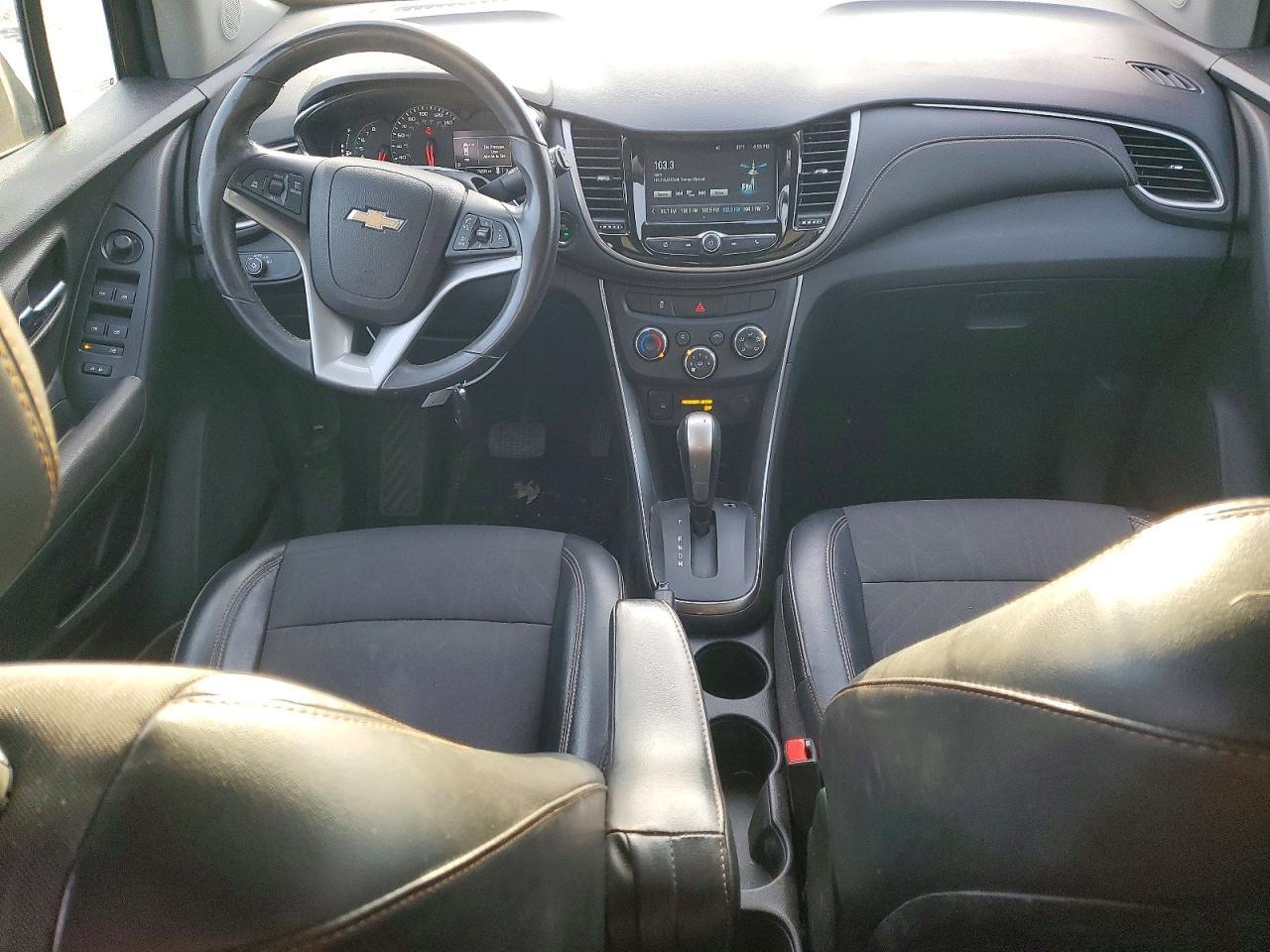 2017 CHEVROLET TRAX