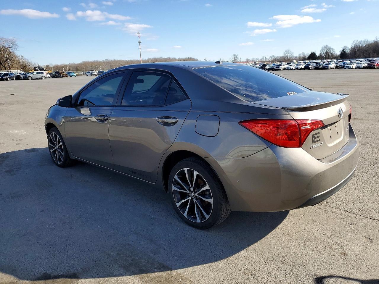 2017 TOYOTA COROLLA