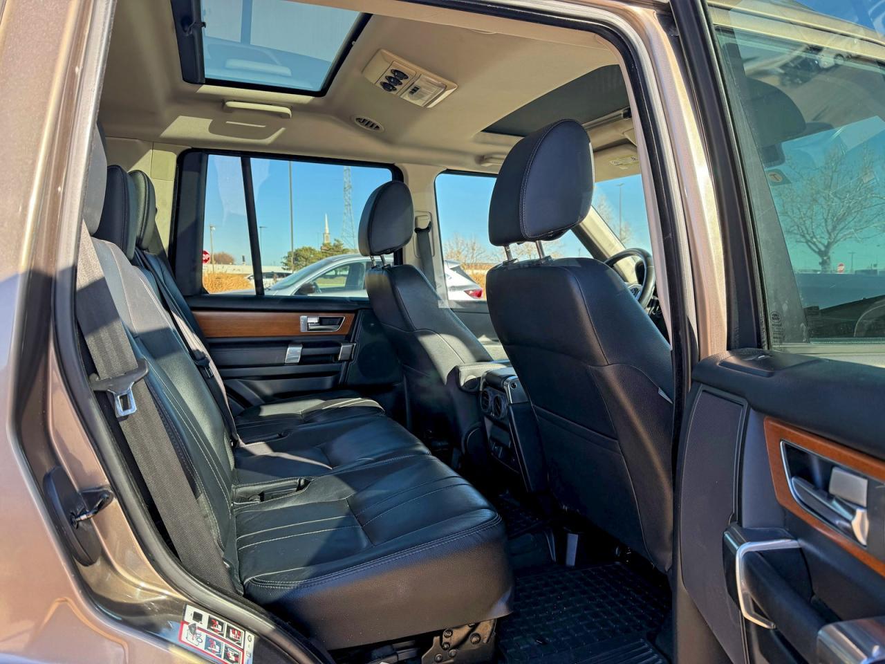 2016 LAND ROVER LR4