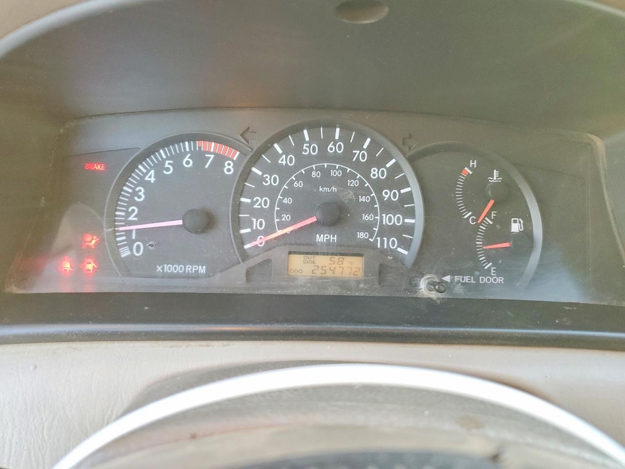 2004 TOYOTA COROLLA