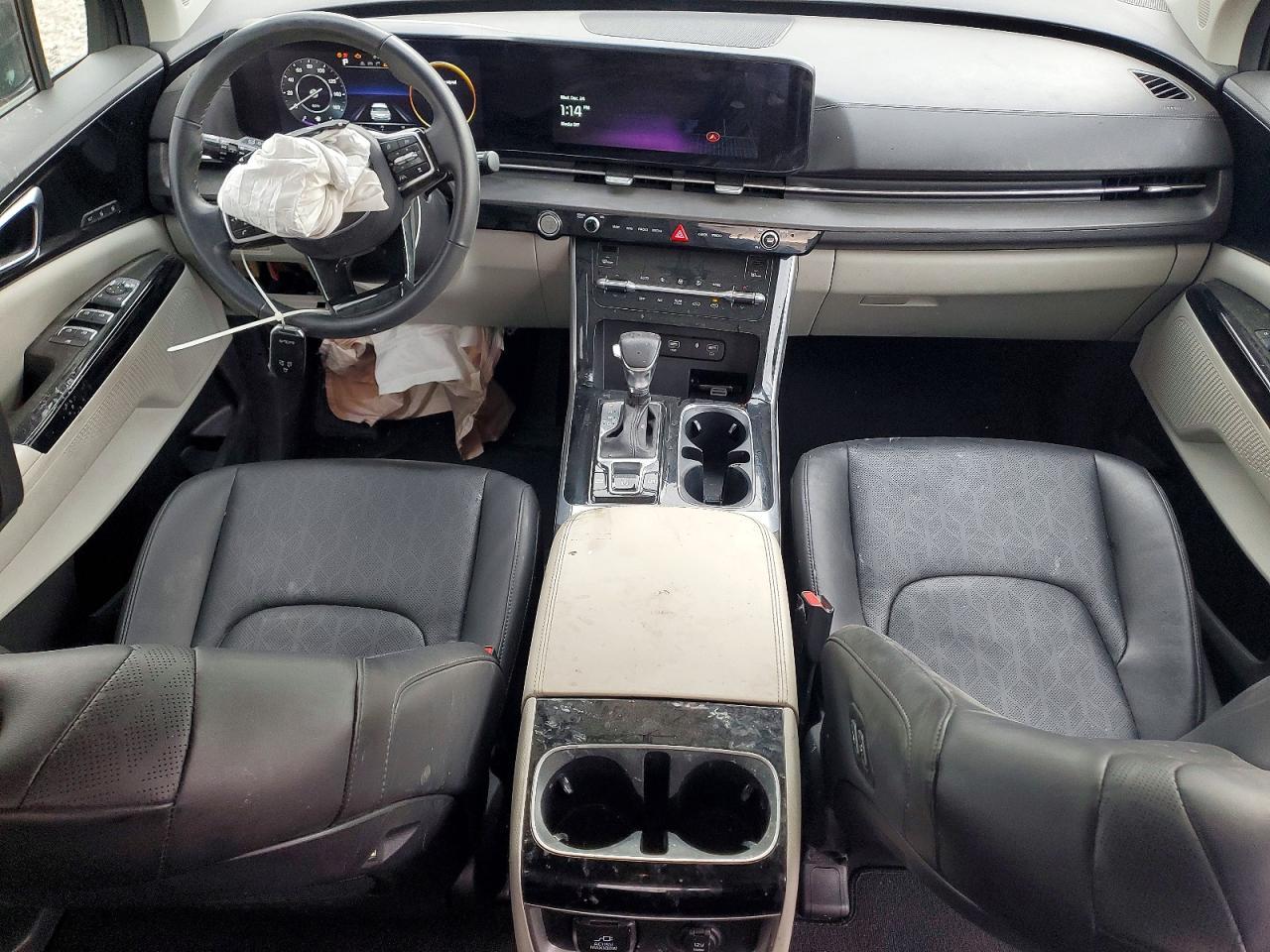 2023 KIA Carnival