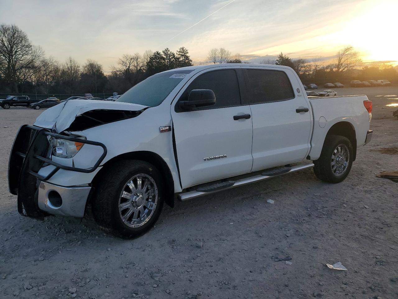 2012 TOYOTA TUNDRA