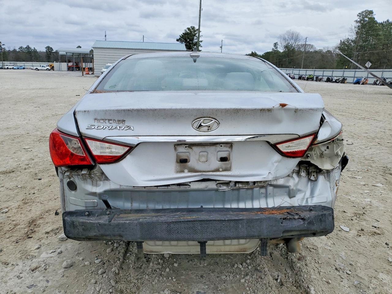 2011 HYUNDAI SONATA