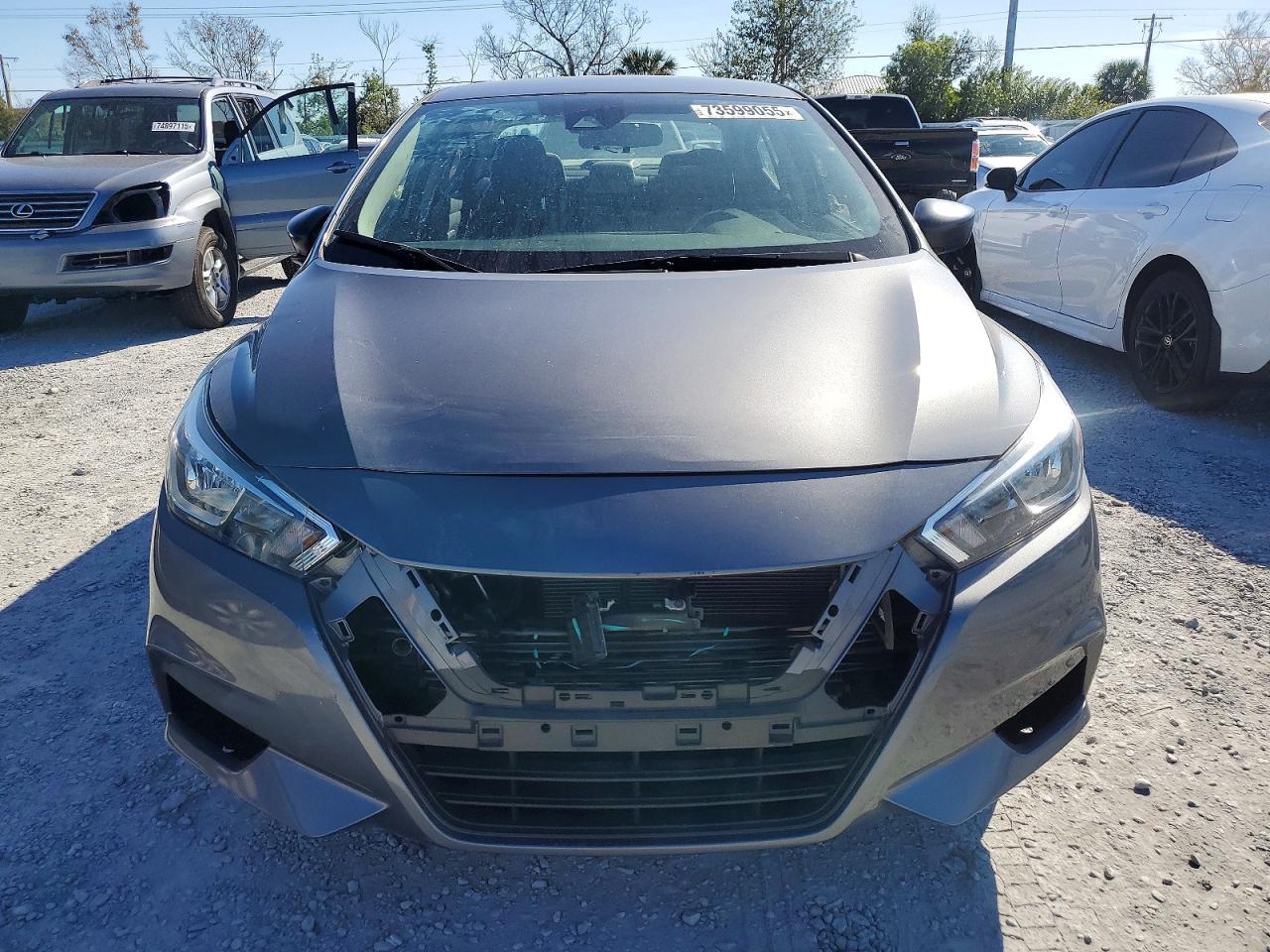 2020 NISSAN VERSA