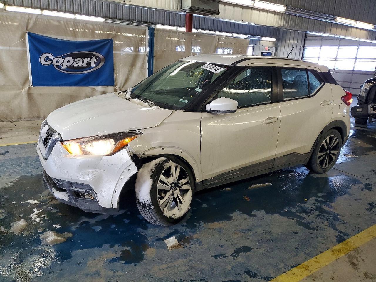 2020 NISSAN KICKS