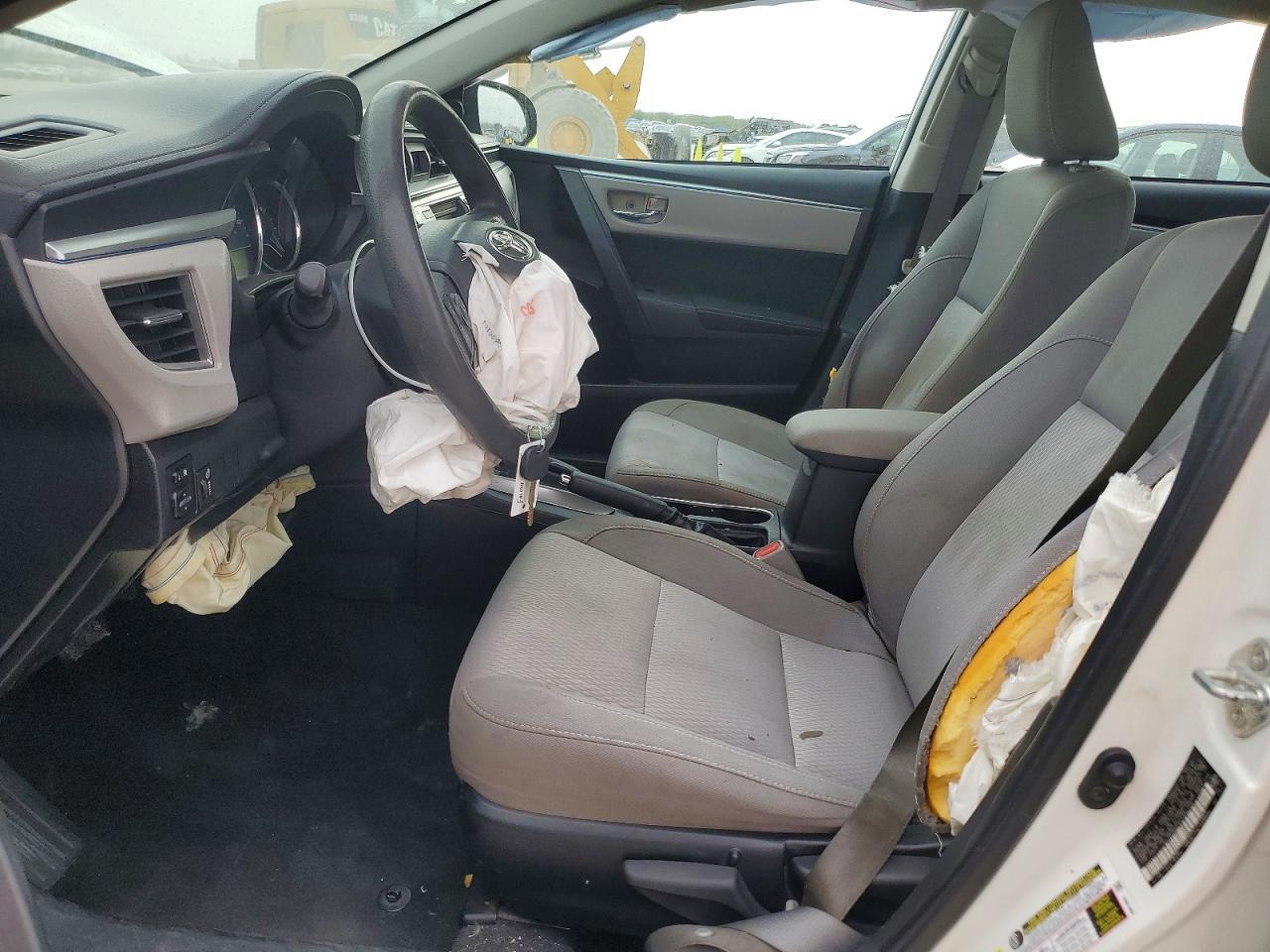 2015 TOYOTA COROLLA