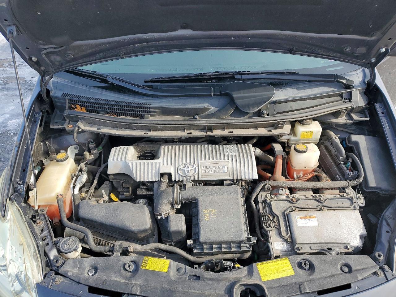 2012 TOYOTA Prius Plug-In