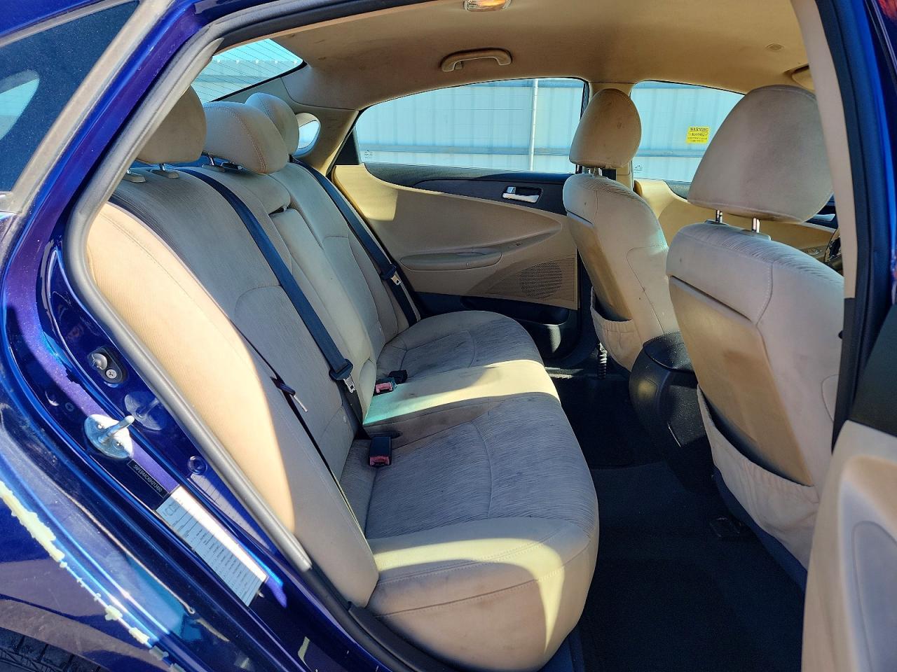 2011 HYUNDAI SONATA