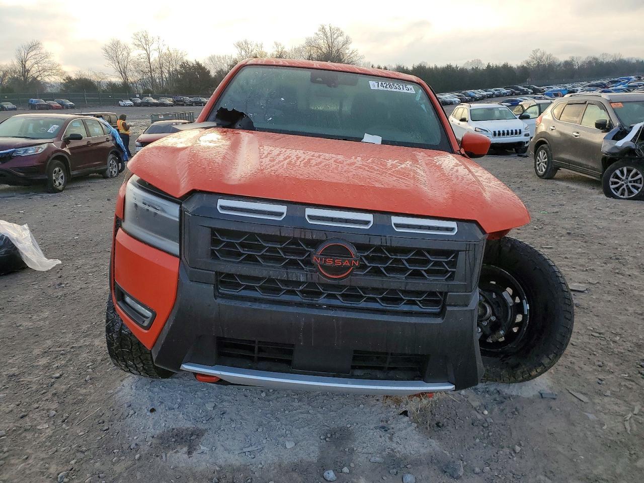 2025 NISSAN Frontier