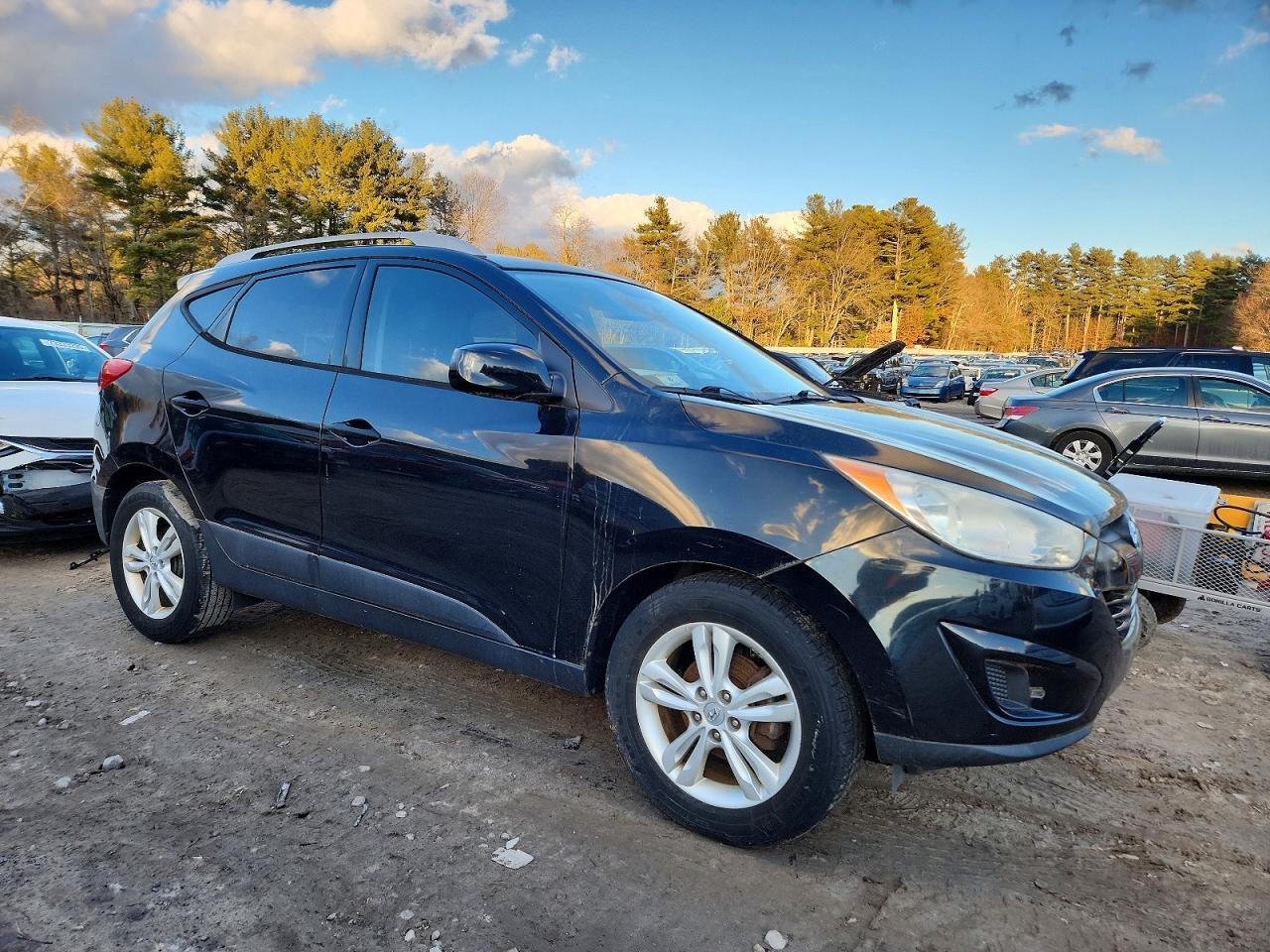 2010 HYUNDAI TUCSON