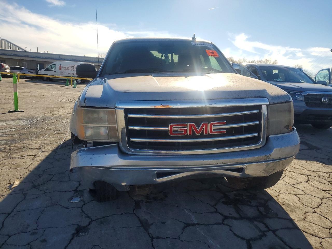 2013 GMC Sierra