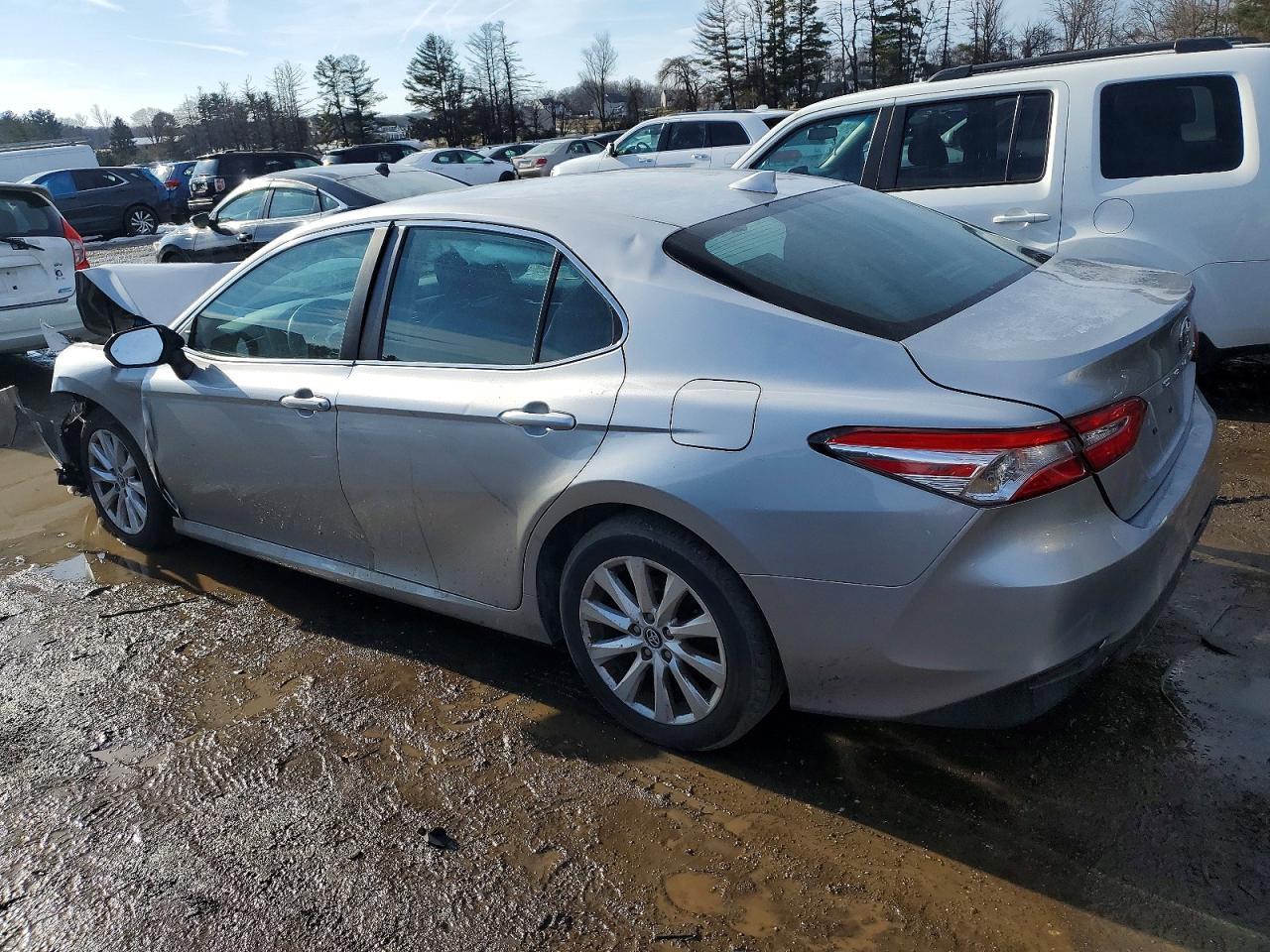 2019 TOYOTA CAMRY