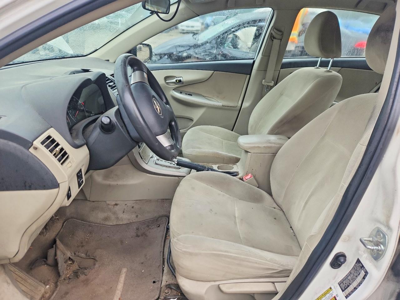 2011 TOYOTA COROLLA