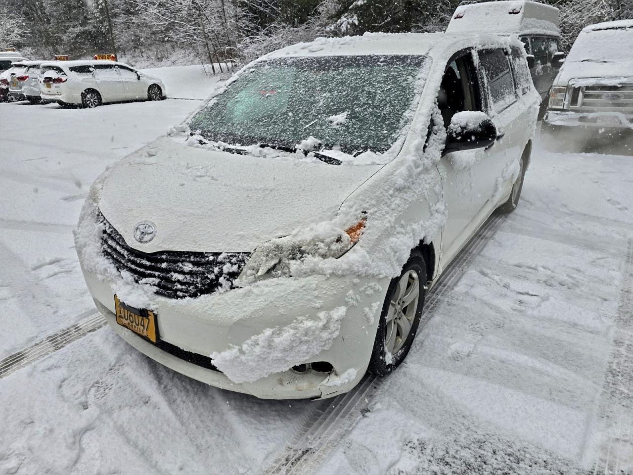 2016 TOYOTA SIENNA