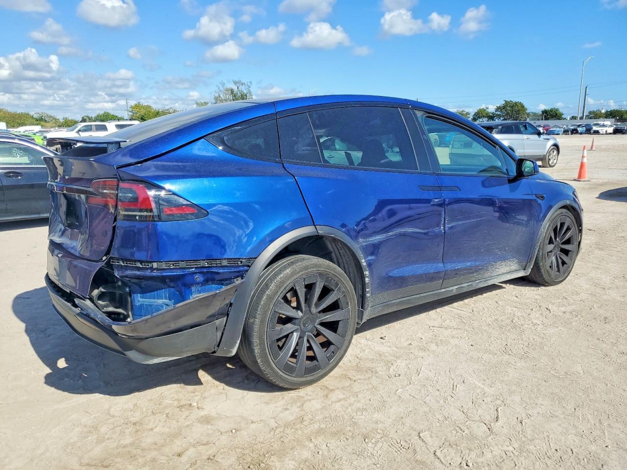 2023 TESLA MODEL X