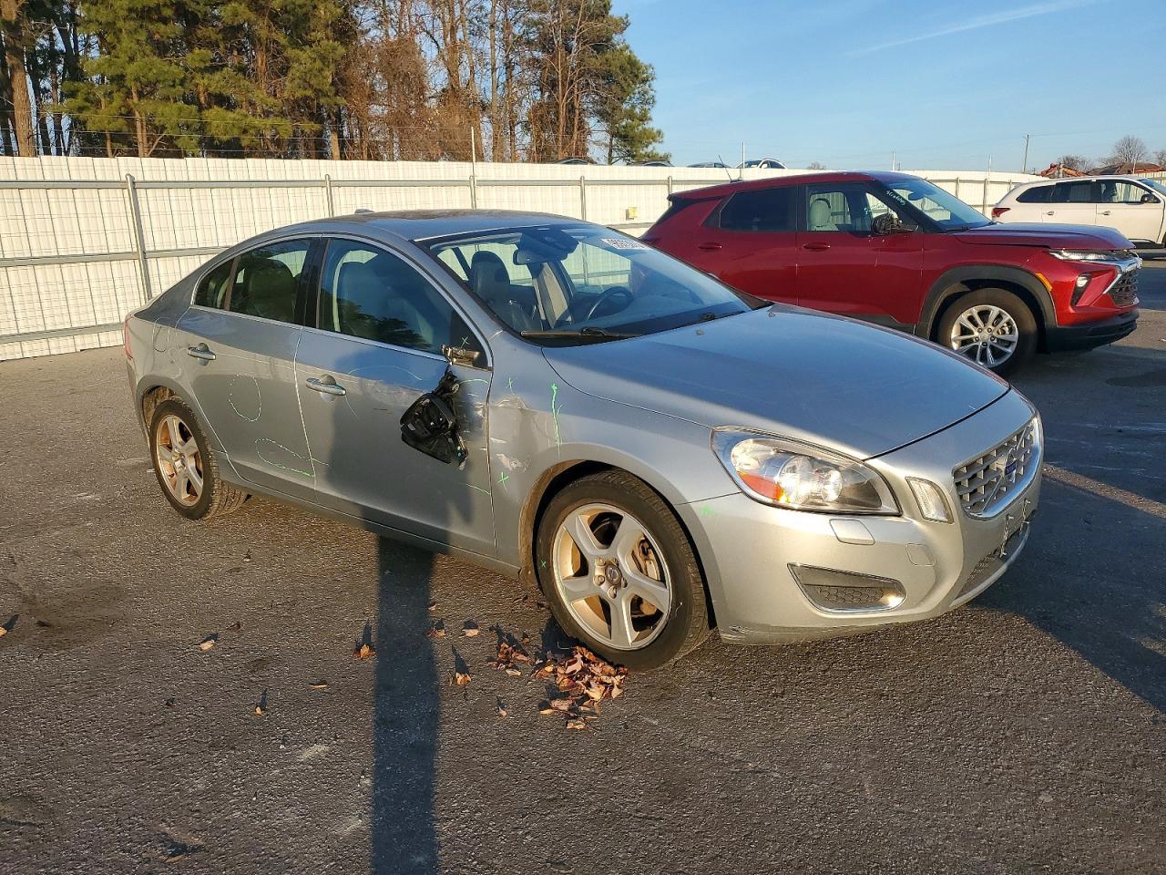 2013 VOLVO S60