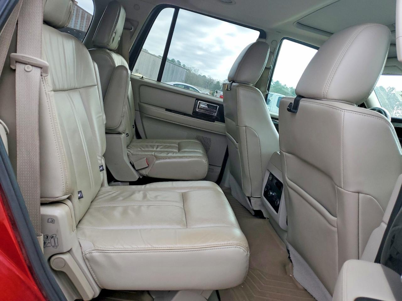 2016 LINCOLN Navigator