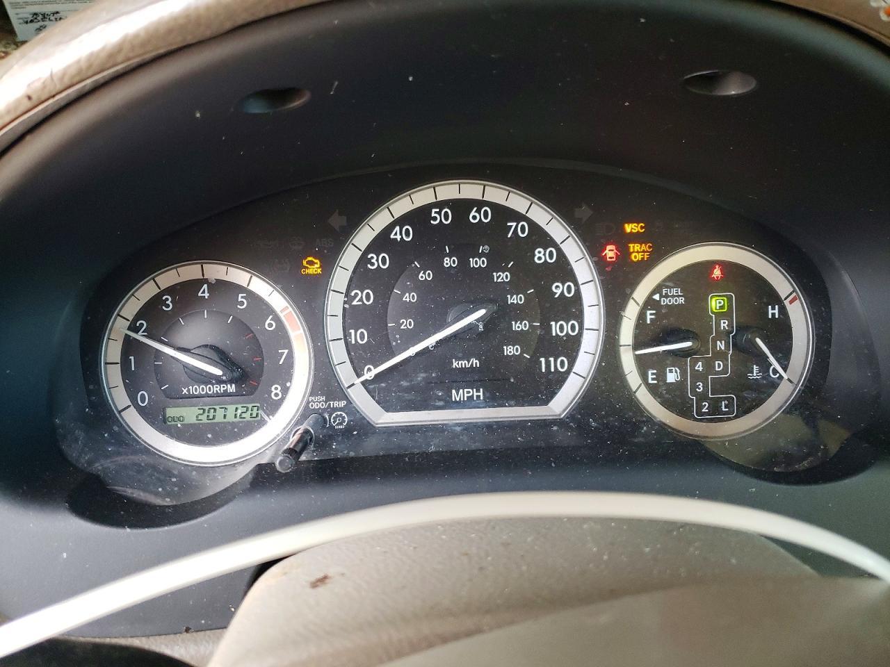 2005 TOYOTA SIENNA